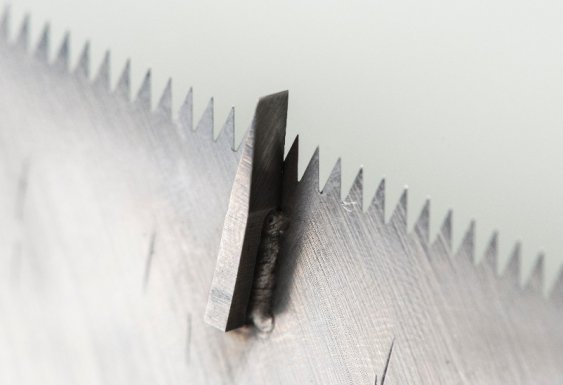 Geschweißte Messer im Detail